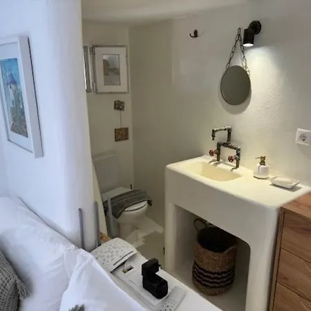 Aegean Living Stone House *