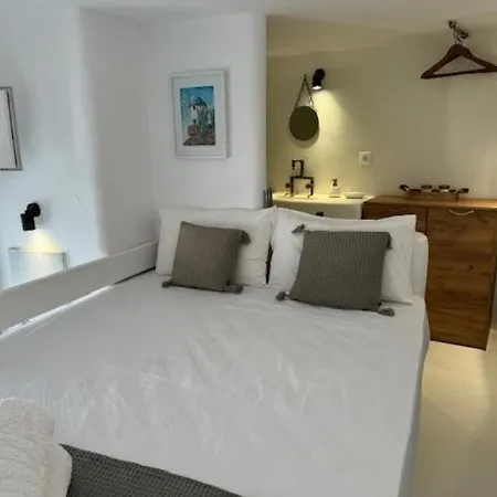 Semesterbostad Aegean Living Stone House *