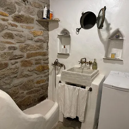 Aegean Living Stone House *