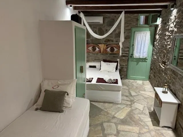 Aegean Living Stone House Casa vacanze Agios Romanos